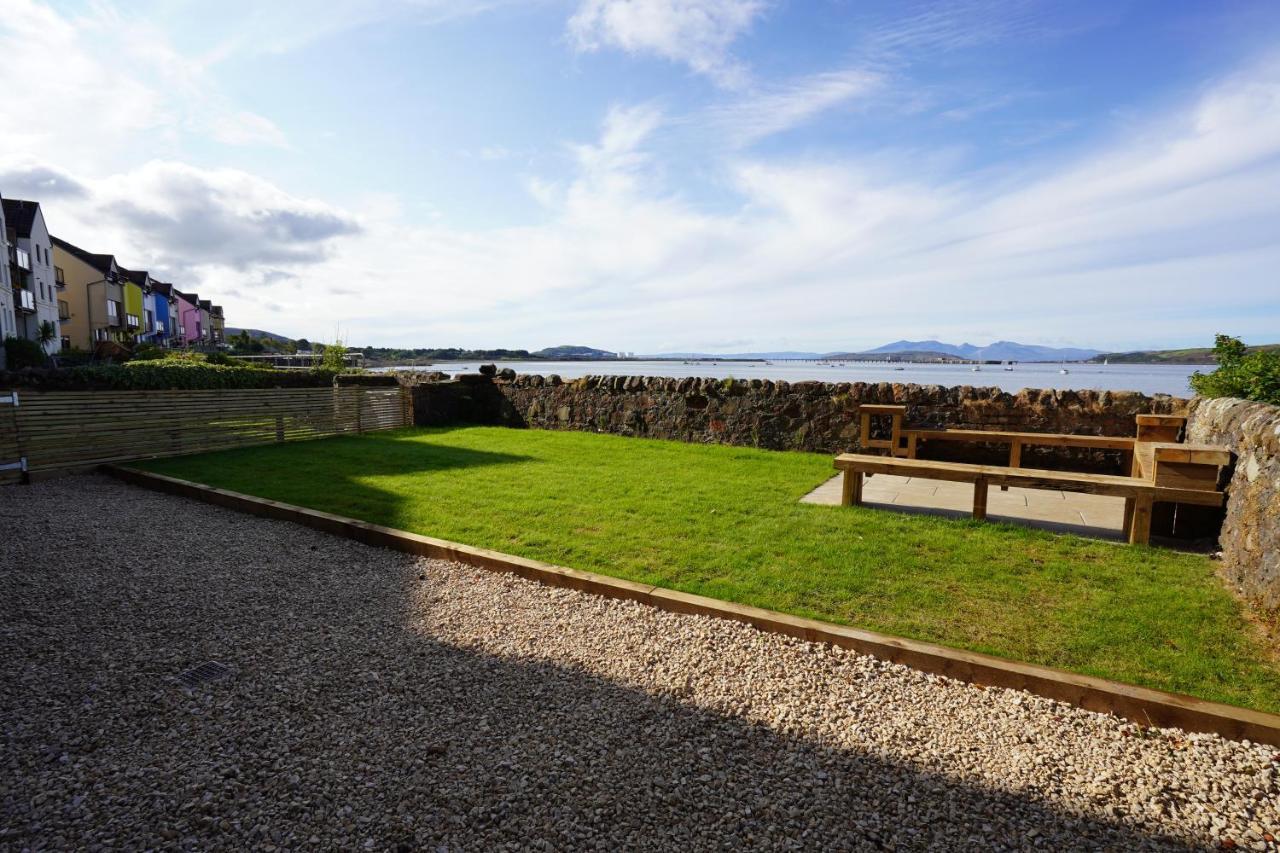 Beach House No2 With Amazing Sea Views And Private Garden Onto Beach. Fairlie Exterior photo