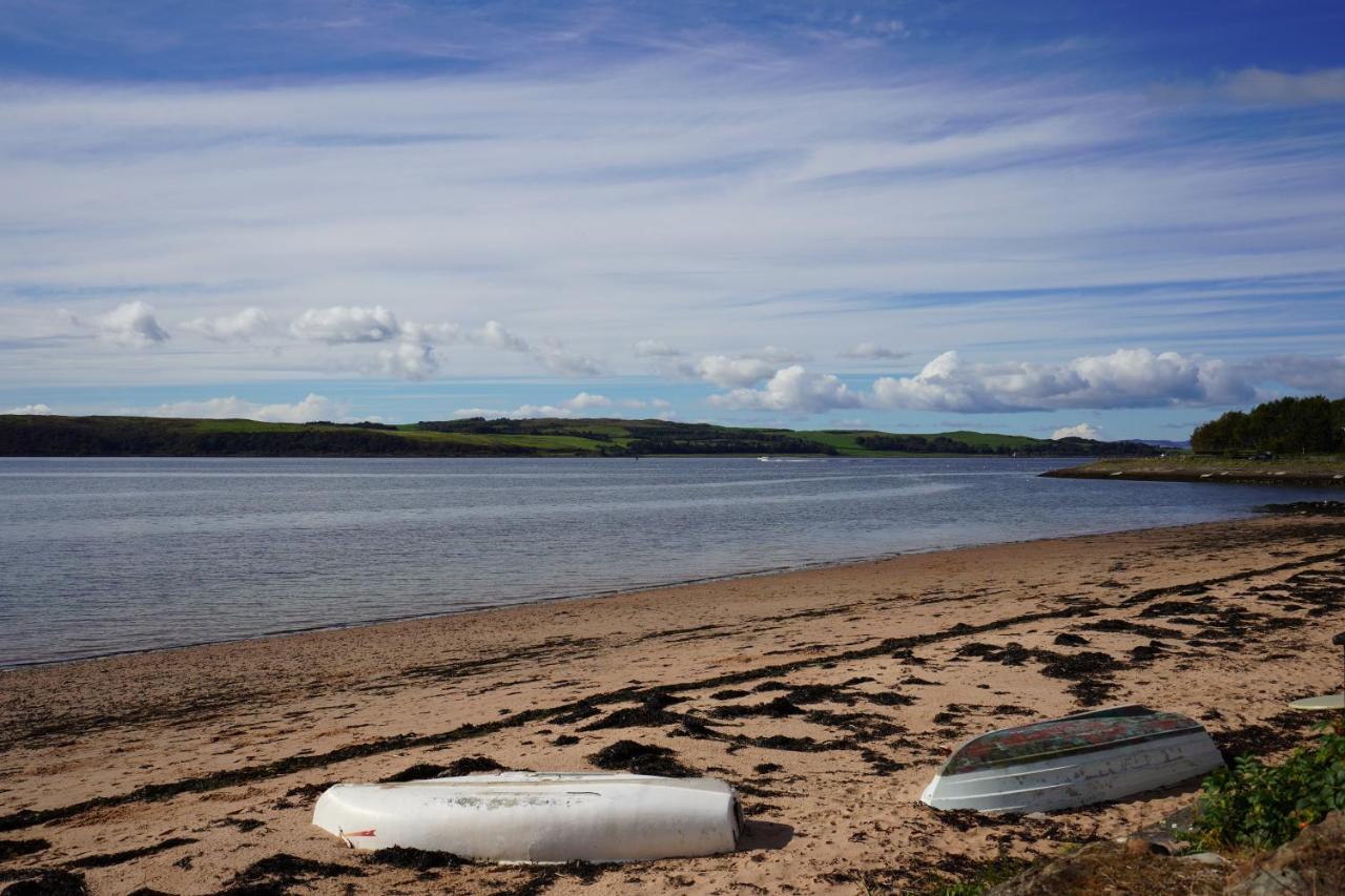 Beach House No2 With Amazing Sea Views And Private Garden Onto Beach. Fairlie Exterior photo